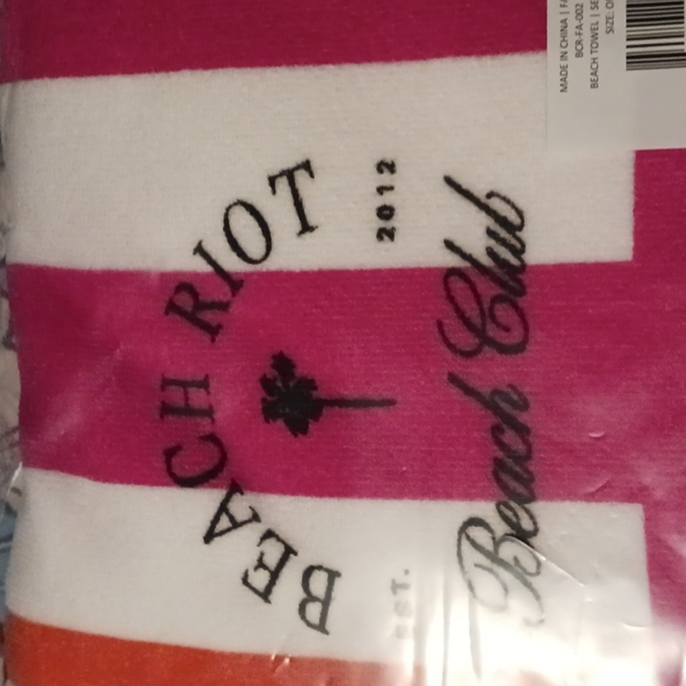 Pool towel
